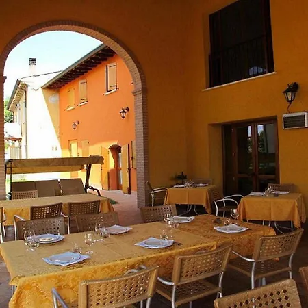 Bortolino Farm stay Volta Mantovana